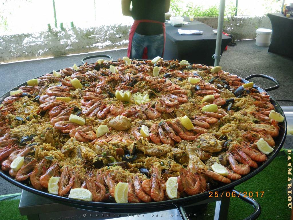 2017 06 25 COLLE SUR LOUP PAELLA A LA MAISON DU PIED NOIR (7).JPG